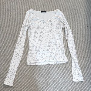 Brandy Melville Floral Long Sleeve Top